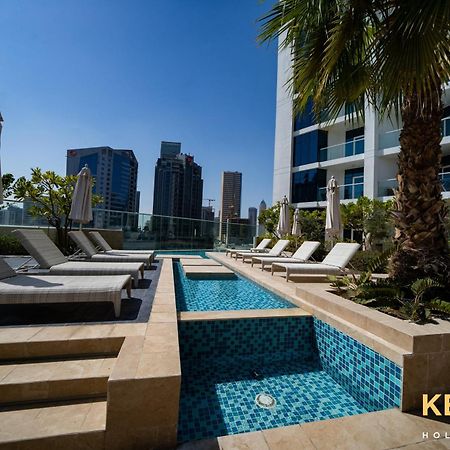 Sleek Studio In Prive With Stunning Canal View ดูไบ ภายนอก รูปภาพ