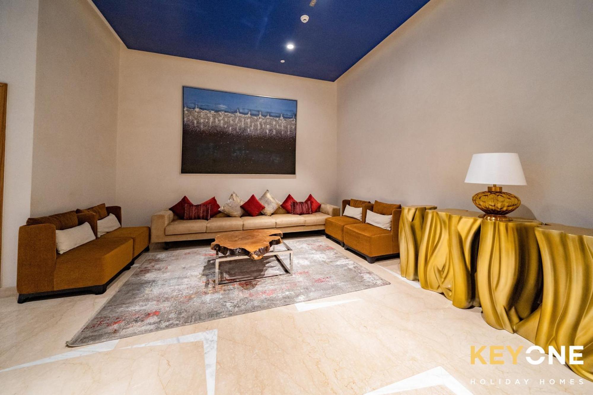 Sleek Studio In Prive With Stunning Canal View ดูไบ ภายนอก รูปภาพ